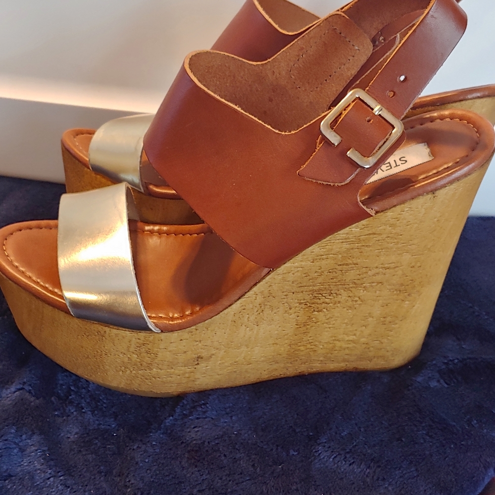 Steve Madden Wedges